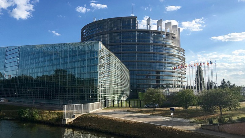Brexit, kínai és orosz fenyegetés, félretájékoztatás: ütős témák Strasbourgban