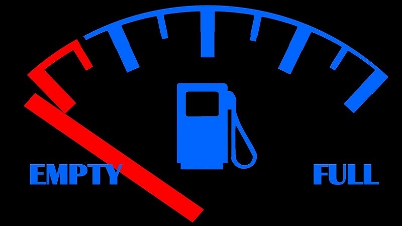 Benzin: 393 forint, gázolaj: 417 forint