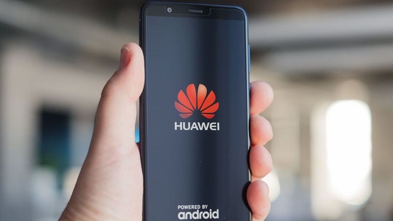 Visszavesz eladási terveiből a Huawei