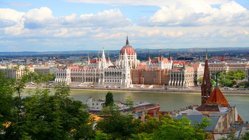 Így indul újra az élet Budapesten