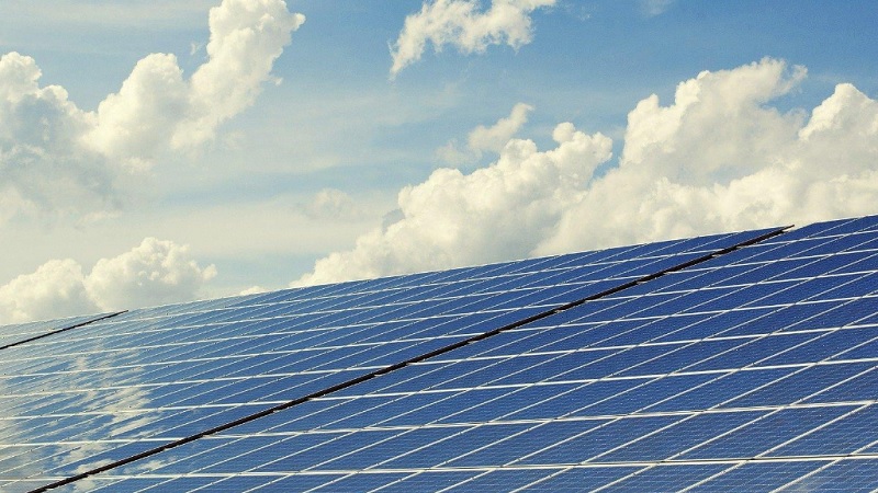 Több mint 1000 megawattal nőtt a hazai napelemes kapacitás 2023 első felében