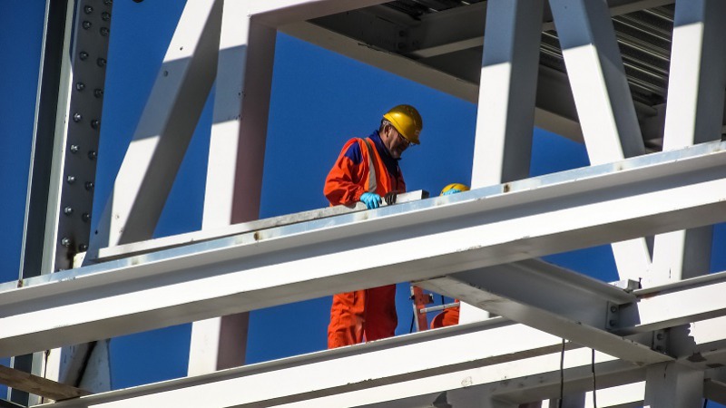 Építőipar: 2 ezerrel csökkent az egyéni vállalkozók száma egy év alatt