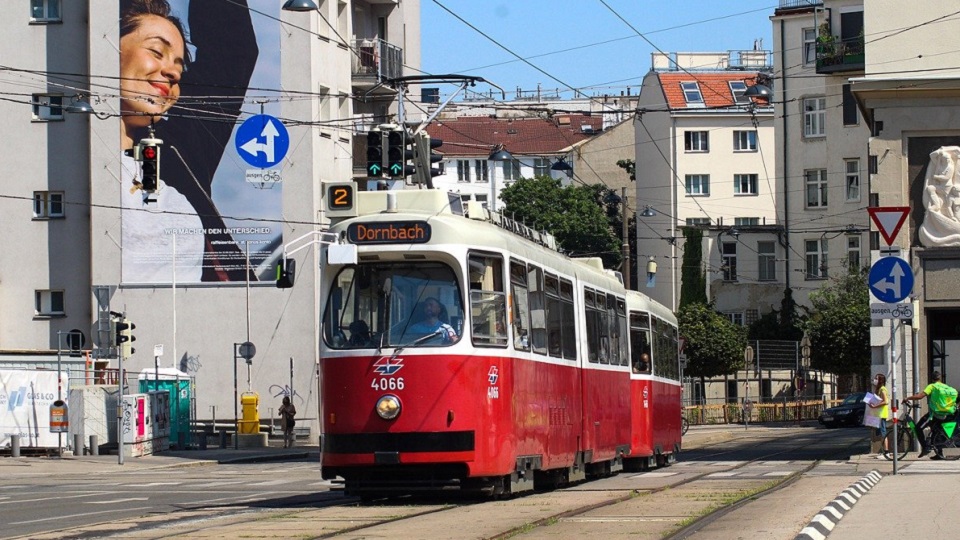 Mennyit keres Ausztriában az „átlag munkavállaló”?